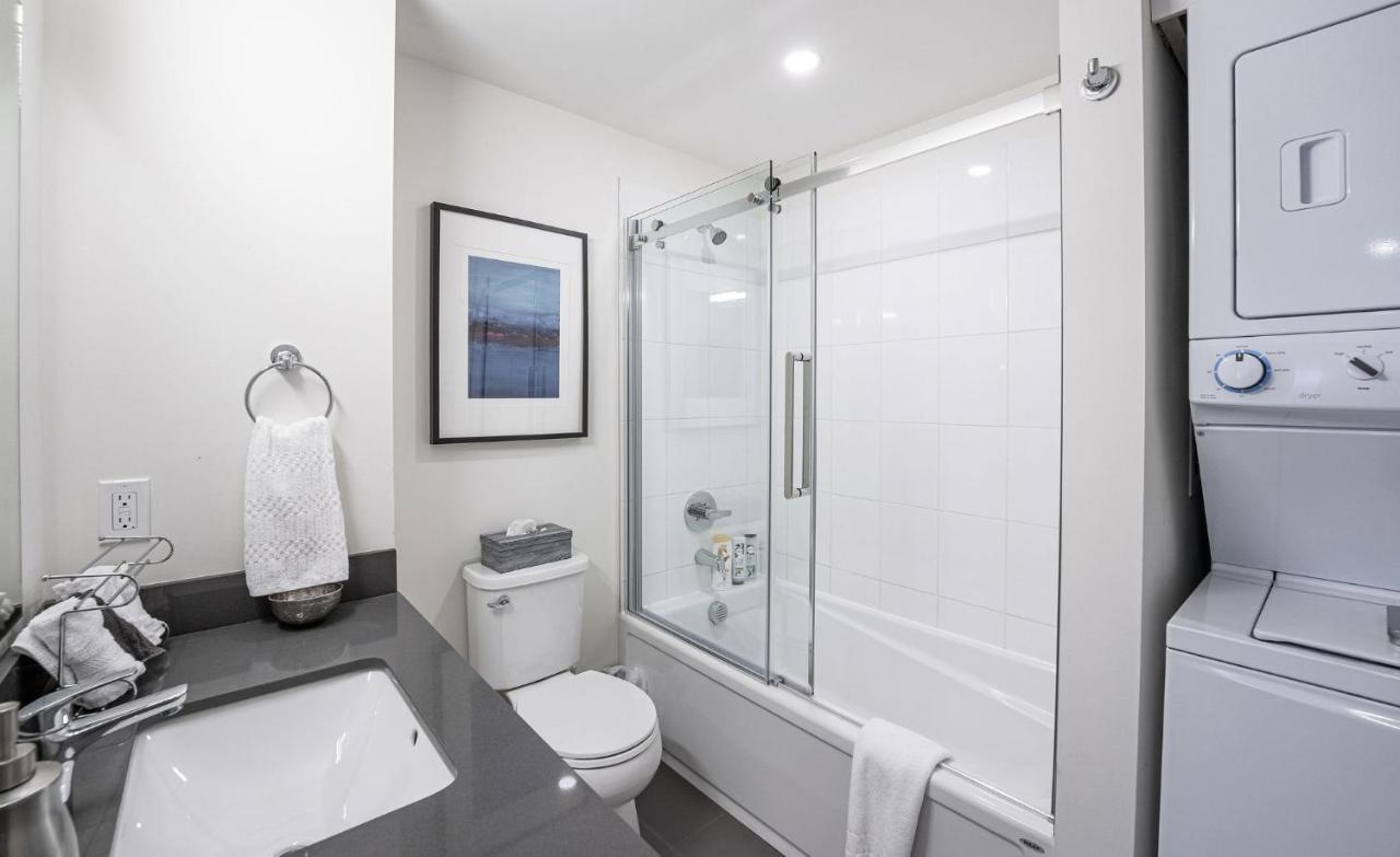 Apartamento Alpine Escape By Revelstoke Vacations Exterior foto